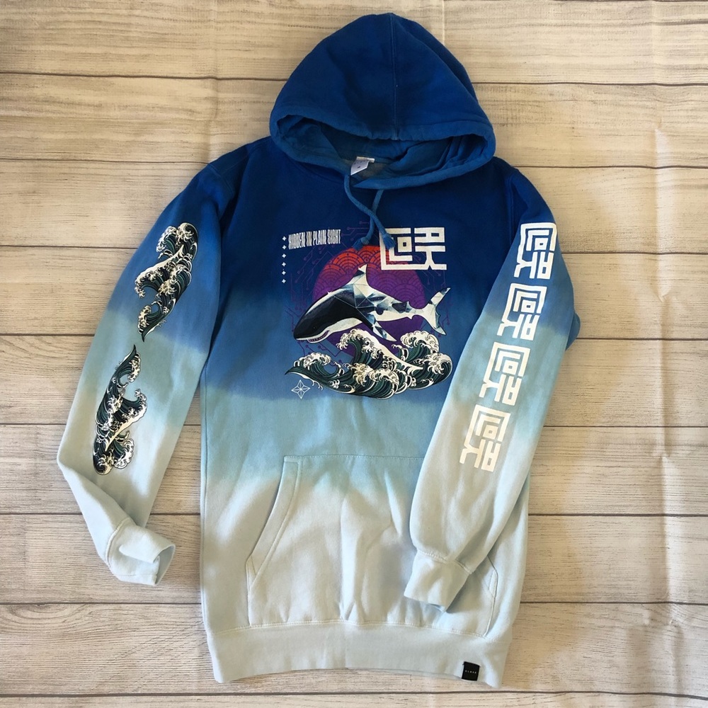 CLOAK Program Wave Shark Hoodie XS